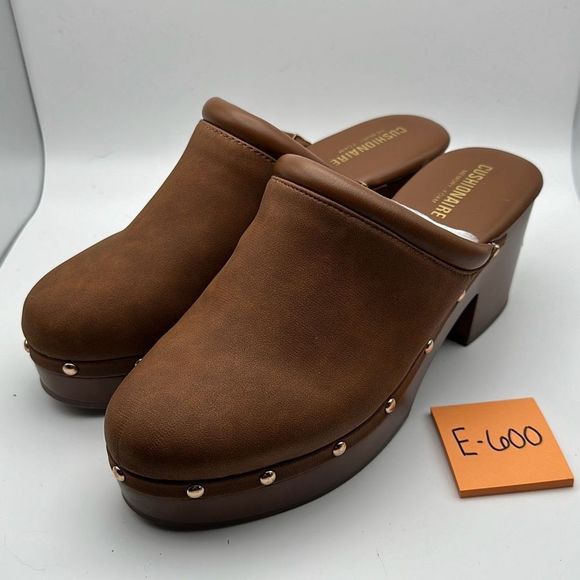 CUSHIONAIRE Women's Faux Wood Clog 8.5 WIDE CHESTNUT - Picture 3 of 7